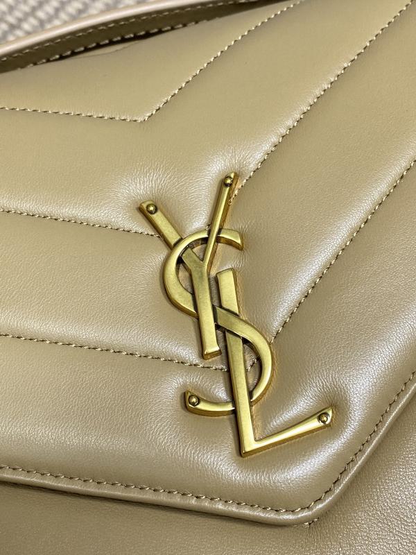 YSL 新款Lou Lou 链条包信封式手袋 杏色 羊皮质感