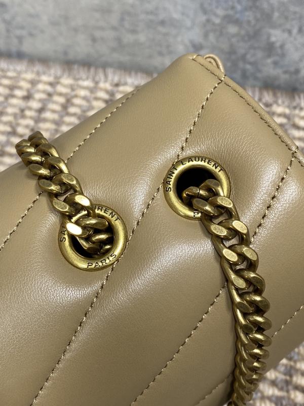 YSL 新款Lou Lou 链条包信封式手袋 杏色 羊皮质感