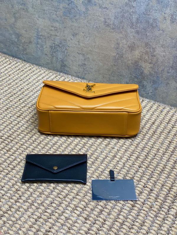 YSL 新款 Lou Lou 链条包信封式手袋 姜黄色